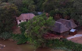 Bushriver Lodge